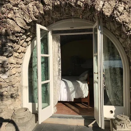 Apartment In Giuditta Pasta On The Lake Shore